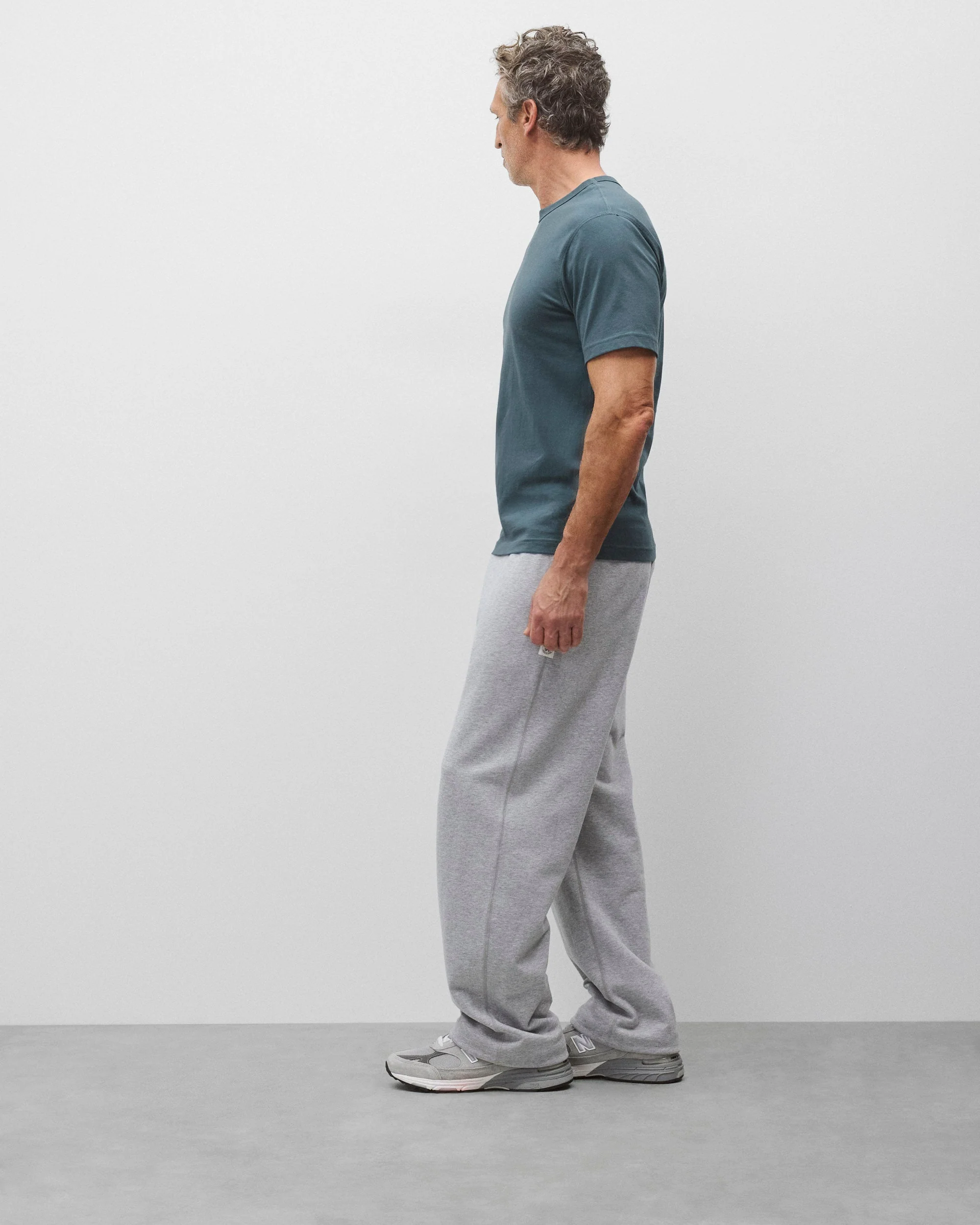 Lightweight Jersey Standard T-Shirt - Image 4