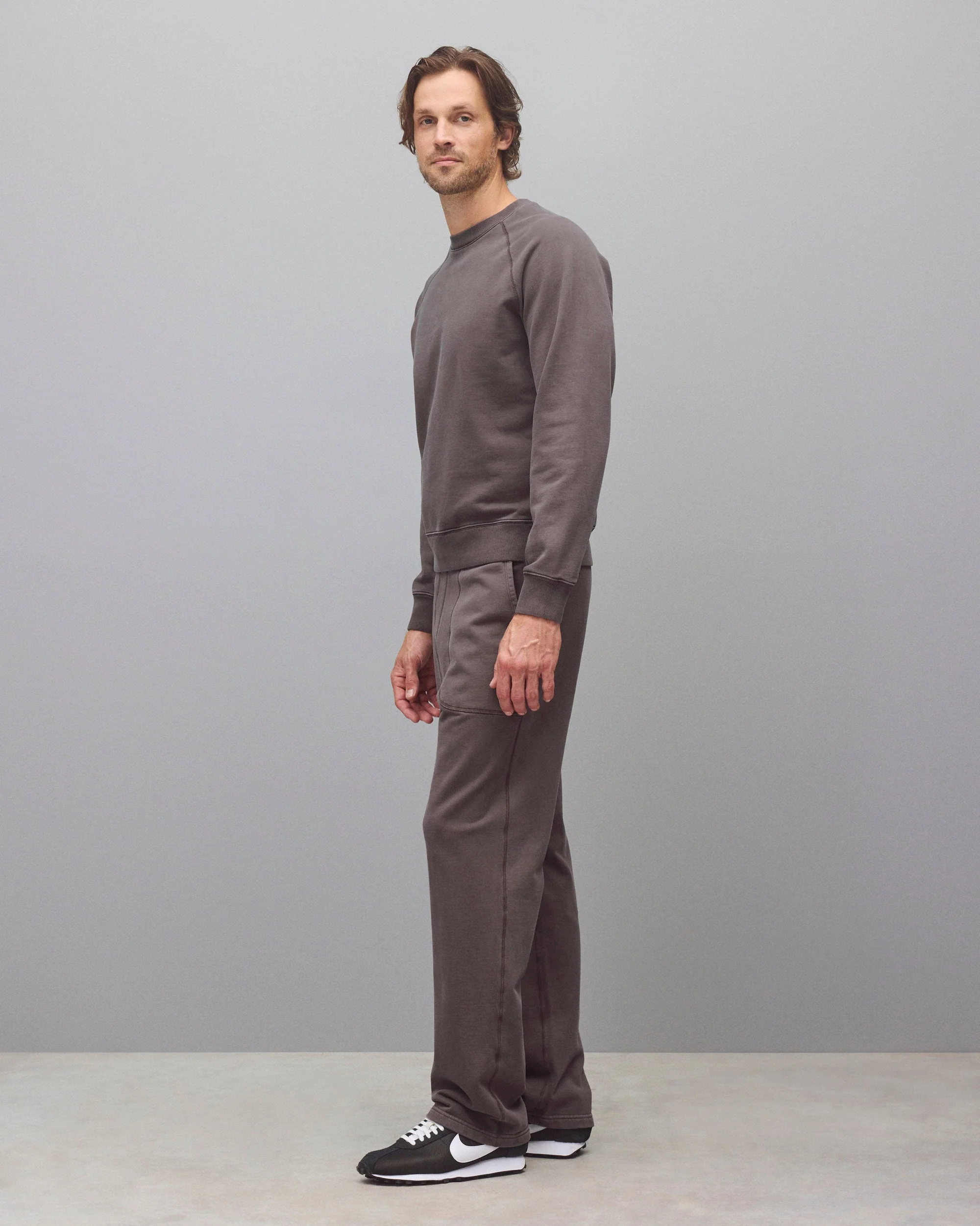 Midweight Terry Fadeaway Standard Sweatpant - Image 4
