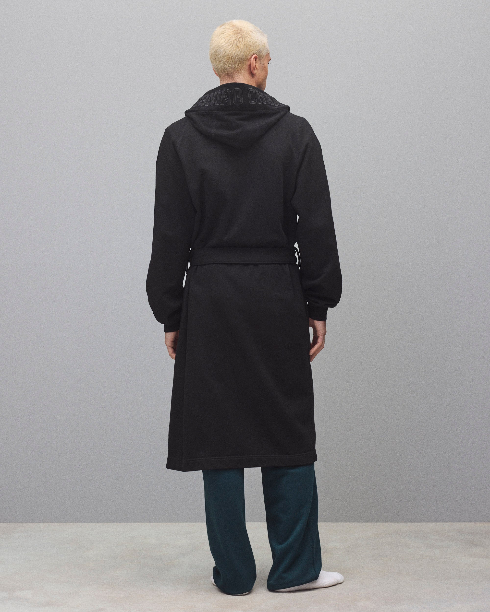 Midweight Terry Logo Relaxed Hooded Robe - Image 5